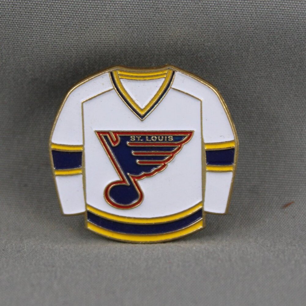 St Louis Blues Pin (VTG) - 1990s Home Unform by Ace - Stamped Pin